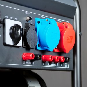 Бензиновый генератор FUBAG BS 7500 XD ES DUPLEX в Нижнем Тагиле фото