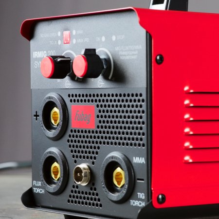 Полуавтомат сварочный FUBAG IRMIG 200 SYN FLUX в Нижнем Тагиле фото
